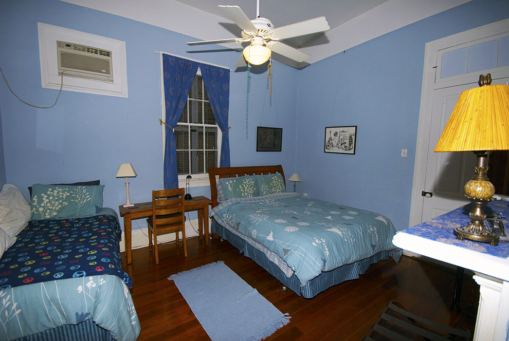 The Burgundy Bed & Breakfast — photo 21 of 23